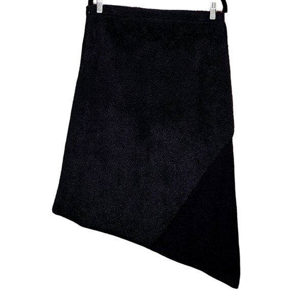 Asymmetrical Black Textured Skirt By KIAI Size 18 - Picture 2 of 9